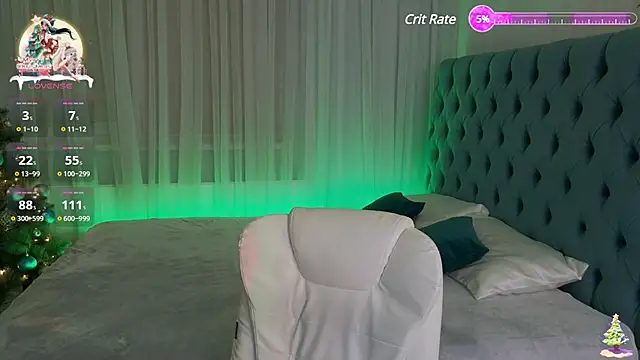 Snapshot of _Chlo__e chatting on 01.10.25 Chlo e online show from 01.10.25