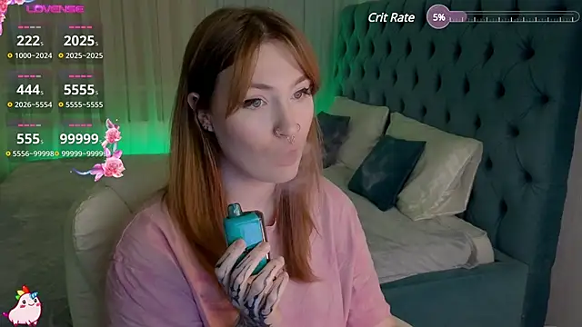 Snapshot of _Chlo__e chatting on 01.16.25 Chlo e online show from 01.16.25