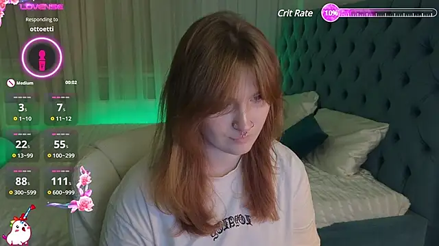 Snapshot of _Chlo__e chatting on 01.30.25 Chlo e online show from 01.30.25