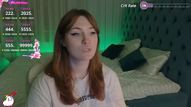 Snapshot of _Chlo__e chatting on 01.30.25 Chlo e online show from 01.30.25