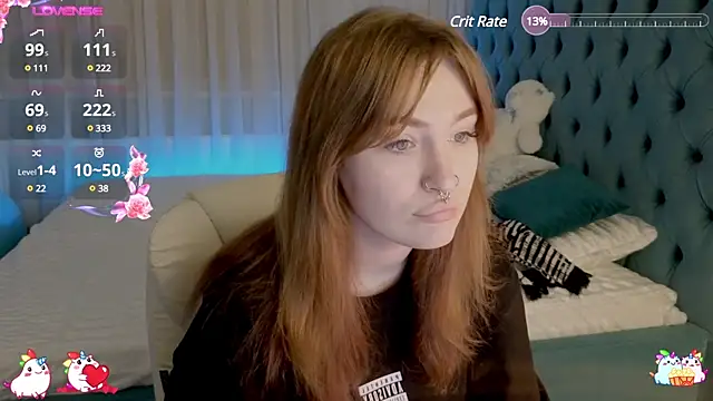 Snapshot of _Chlo__e chatting on 02.08.25 Chlo e online show from 02.08.25