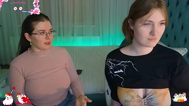 Snapshot of _Chlo__e chatting on 03.09.25 Chlo e online show from 03.09.25