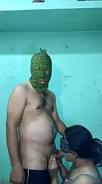 Snapshot of hotty_Sexy-couple chatting on 12.06.24 hotty Sexy-couple online show from 12.06.24