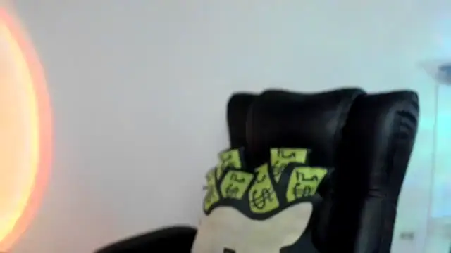 Snapshot of Mila__Paramo chatting on 02.27.26 Mila Paramo online show from 02.27.26