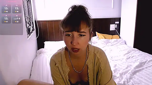 Snapshot of Cosmo_Riri chatting on 02.27.25 Cosmo Riri online show from 02.27.25