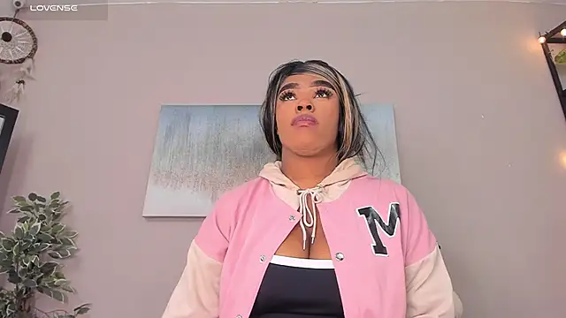 Briana Wells  online show from 03.13.26