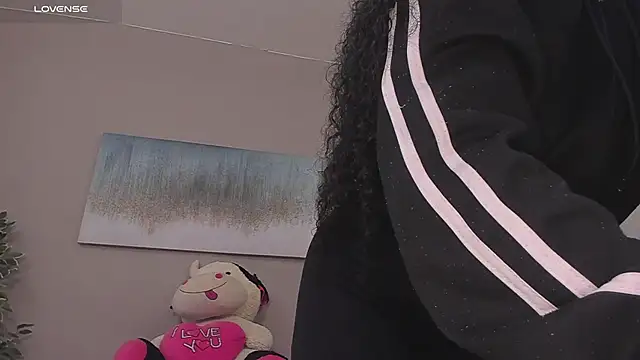 Briana Wells  online show from 03.24.26