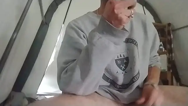 MaxSpadeErotica online show from 06.14.26