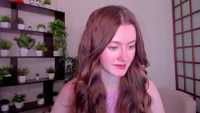 Snapshot of KateCuddle chatting on 11.24.25 KateCuddle online show from 11.24.25