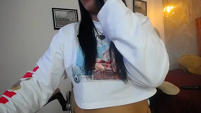 Snapshot of SHARICK_GRECO chatting on 03.05.25 SHARICK GRECO online show from 03.05.25