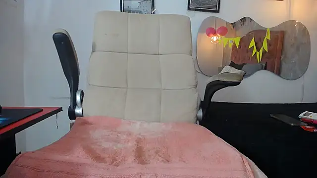 Snapshot of SHARICK_GRECO chatting on 09.16.25 SHARICK GRECO online show from 09.16.25