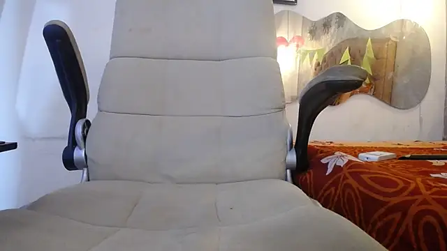 Snapshot of SHARICK_GRECO chatting on 10.05.25 SHARICK GRECO online show from 10.05.25