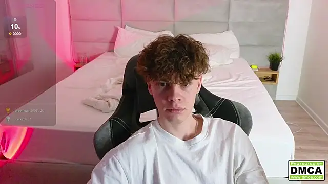 cute thomas online show from 02.05.25