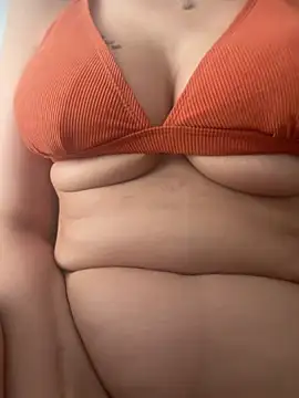 Snapshot of AmazingBitch chatting on 03.15.26 AmazingBitch online show from 03.15.26