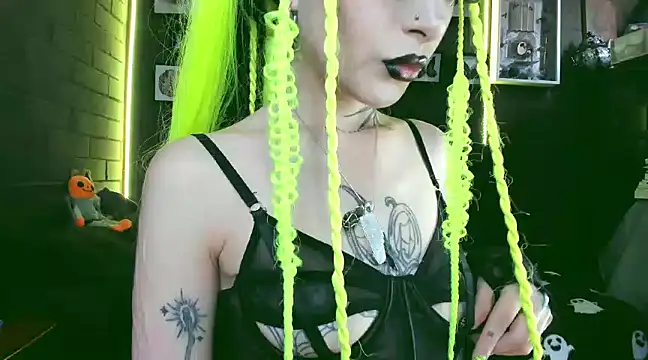 insania 9999  online show from 12.18.24