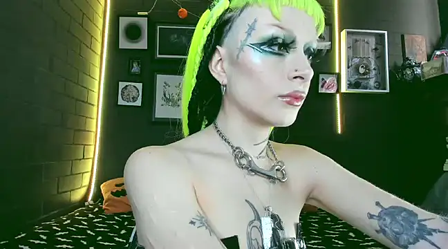 insania 9999  online show from 12.20.24