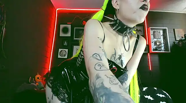 insania 9999  online show from 12.24.24