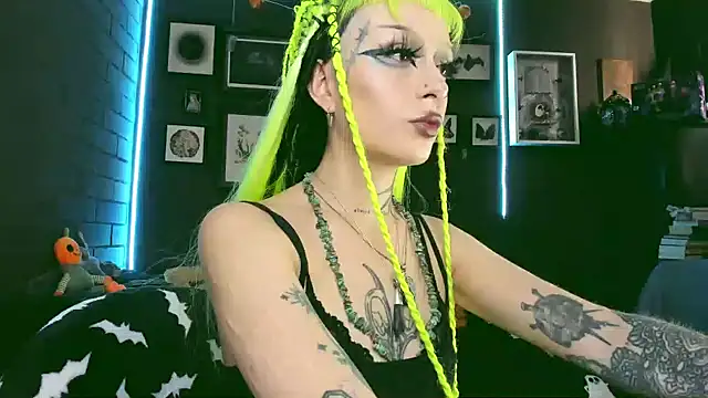 insania 9999  online show from 02.01.25