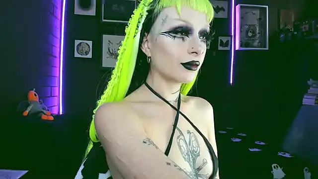 insania 9999  online show from 02.06.25