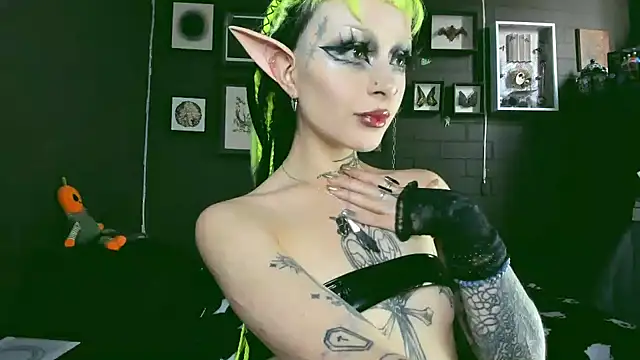 insania 9999  online show from 02.10.25