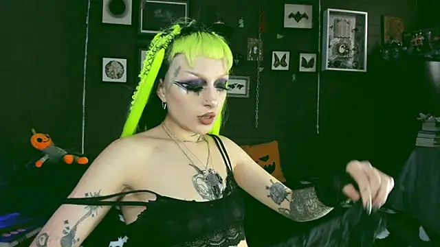 insania 9999  online show from 02.13.25