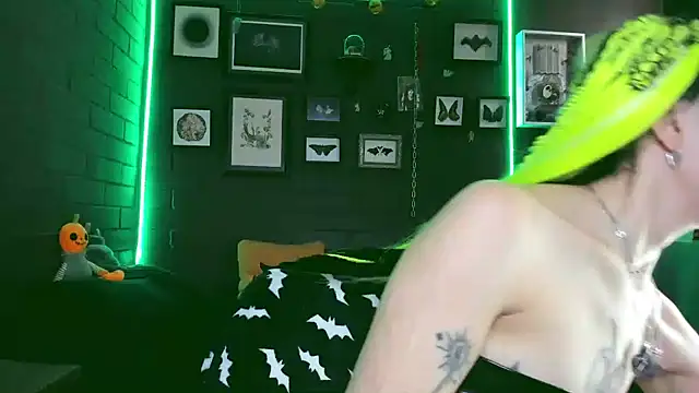 insania 9999  online show from 02.21.25