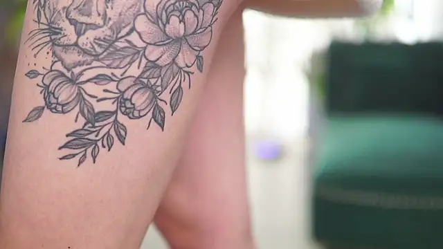 Snapshot of HotSkinnyX chatting on 01.13.26 HotSkinnyX online show from 01.13.26