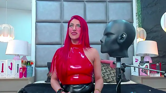 Snapshot of AllissaBrowm chatting on 11.19.25 AllissaBrowm online show from 11.19.25