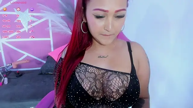 Snapshot of lucy_beatifull chatting on 03.06.26 lucy beatifull online show from 03.06.26