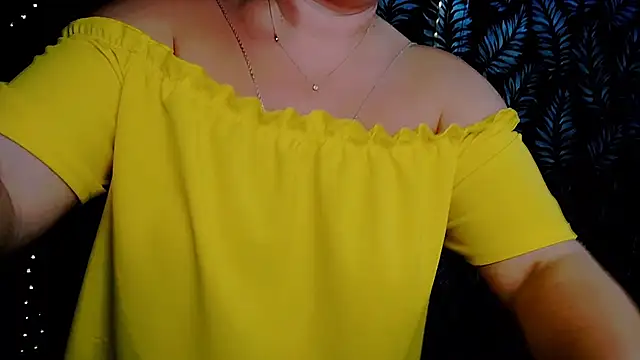 Olivia playful online show from 12.04.25