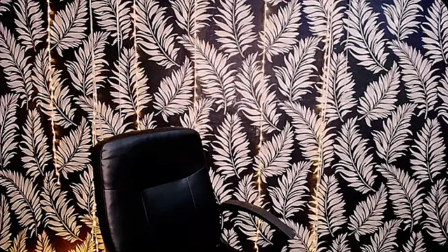 Olivia playful online show from 04.04.26