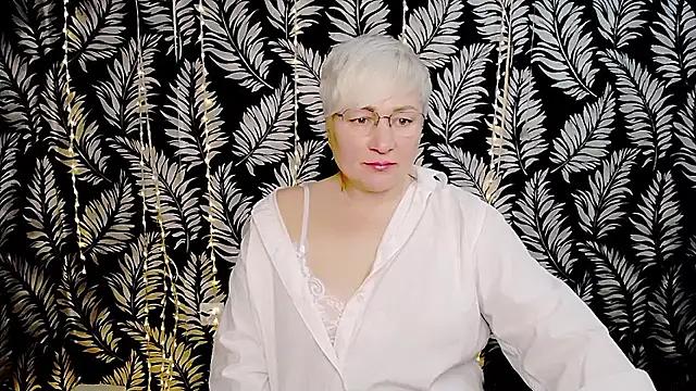 Olivia playful online show from 05.17.26
