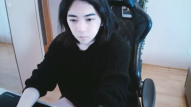 Snapshot of Judame_Aoi chatting on 01.12.25 Judame Aoi online show from 01.12.25