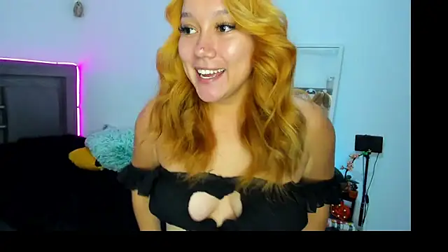 Cherrynoa online show from 10.26.25