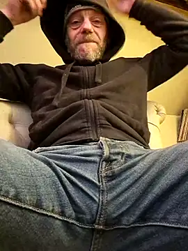 Snapshot of eddouxxx78 chatting on 02.14.25 eddouxxx78 online show from 02.14.25