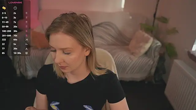  Killer Smile  online show from 02.15.25