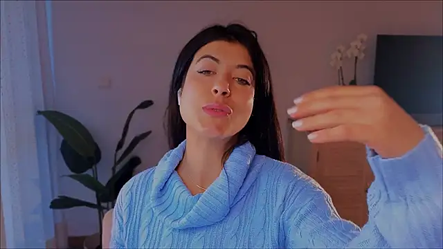 Snapshot of anabelcurvy chatting on 12.02.24 anabelcurvy online show from 12.02.24