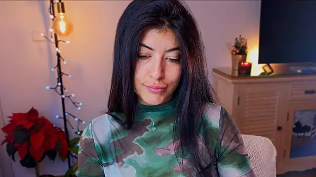 Snapshot of anabelcurvy chatting on 12.06.24 anabelcurvy online show from 12.06.24