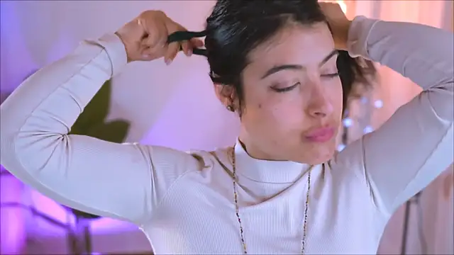 Snapshot of anabelcurvy chatting on 12.27.24 anabelcurvy online show from 12.27.24