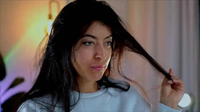 Snapshot of anabelcurvy chatting on 01.10.25 anabelcurvy online show from 01.10.25