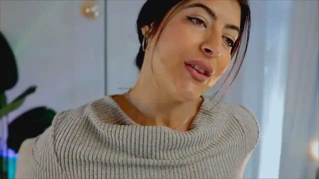 Snapshot of anabelcurvy chatting on 01.12.25 anabelcurvy online show from 01.12.25