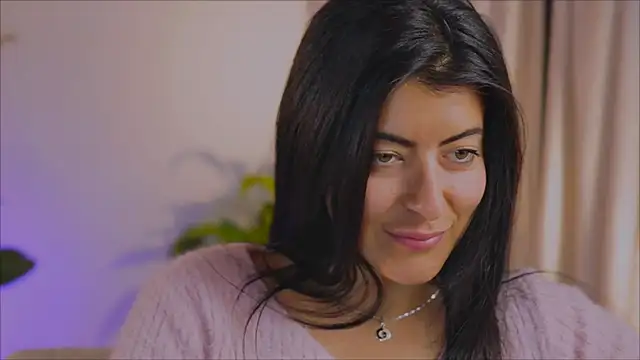 Snapshot of anabelcurvy chatting on 02.13.25 anabelcurvy online show from 02.13.25