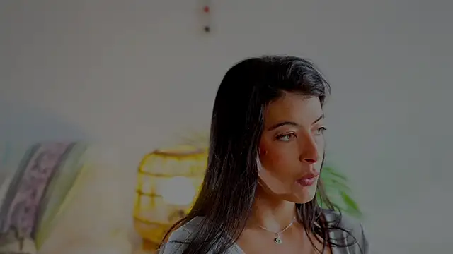 Snapshot of anabelcurvy chatting on 11.24.25 anabelcurvy online show from 11.24.25