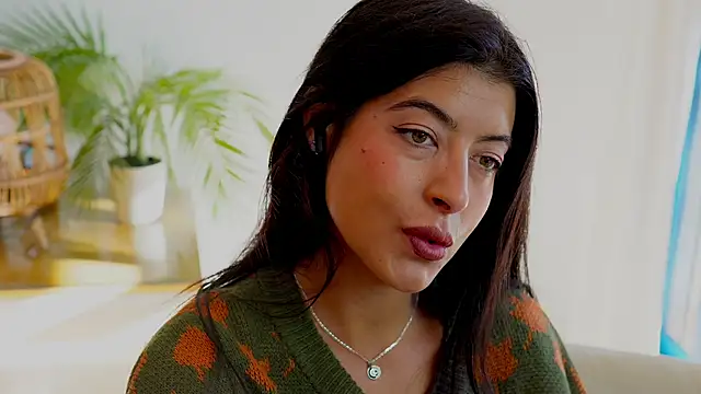 Snapshot of anabelcurvy chatting on 11.26.25 anabelcurvy online show from 11.26.25