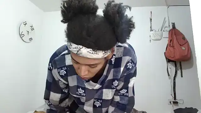 Snapshot of angelamarie1 chatting on 11.09.25 angelamarie1 online show from 11.09.25