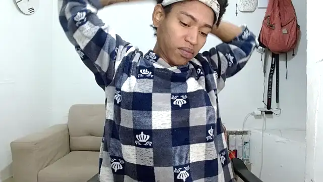 Snapshot of angelamarie1 chatting on 11.17.25 angelamarie1 online show from 11.17.25