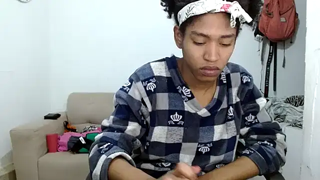 Snapshot of angelamarie1 chatting on 11.19.25 angelamarie1 online show from 11.19.25