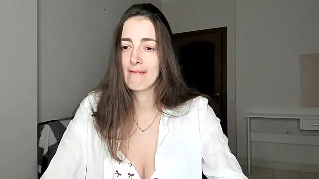 Snapshot of Sabrina_Mur chatting on 11.28.25 Sabrina Mur online show from 11.28.25