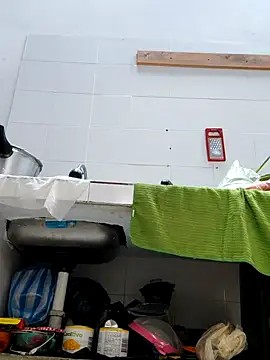 Snapshot of Dannacamila chatting on 11.17.25 Dannacamila online show from 11.17.25