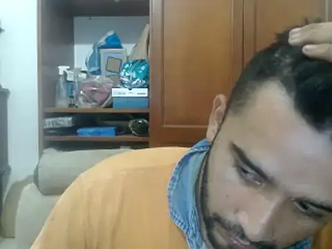 Snapshot of isearchcompany chatting on 01.18.25 isearchcompany online show from 01.18.25